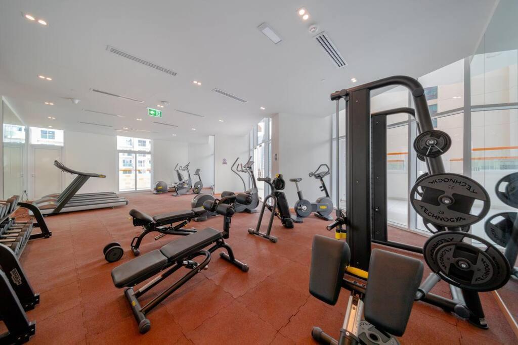 Millennium Binghatti, Business Bay - Mint Stay ดูไบ ภายนอก รูปภาพ